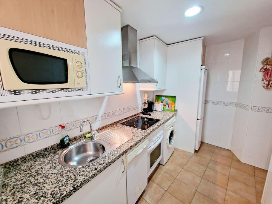 Alcantara Tower 2 Bedrooms Fuengirola Bagian luar foto