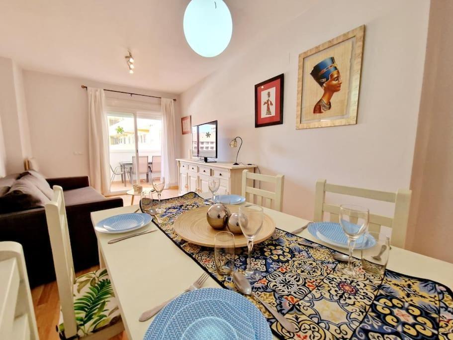 Alcantara Tower 2 Bedrooms Fuengirola Bagian luar foto