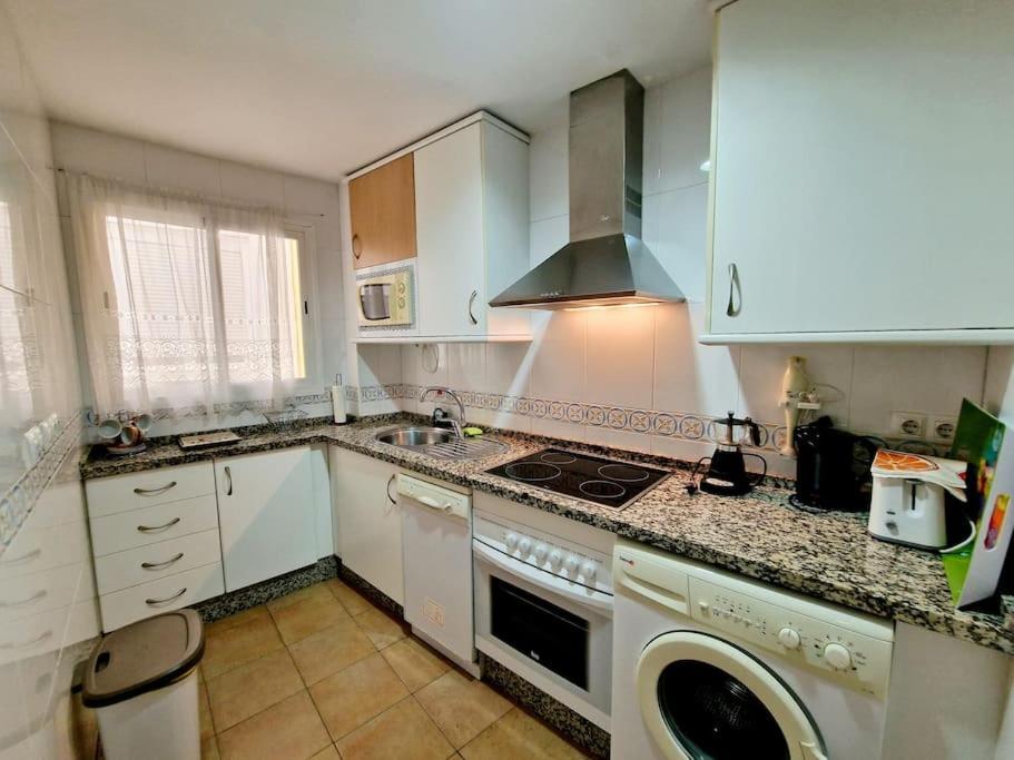 Alcantara Tower 2 Bedrooms Fuengirola Bagian luar foto