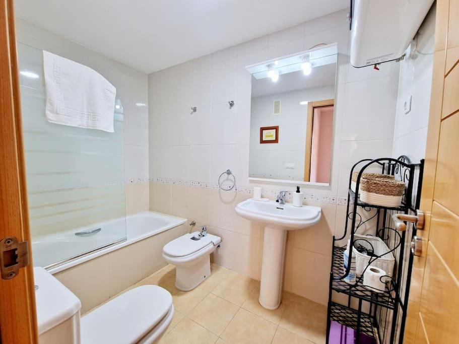 Alcantara Tower 2 Bedrooms Fuengirola Bagian luar foto